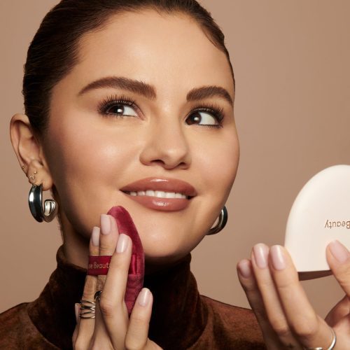 CAMPAIGN SELENA TRUE TO MYSELF TINTED PRESSED FINISHING POWDER IVORY 02 88a26449 7202 452a 87c6 b48b230e72e6